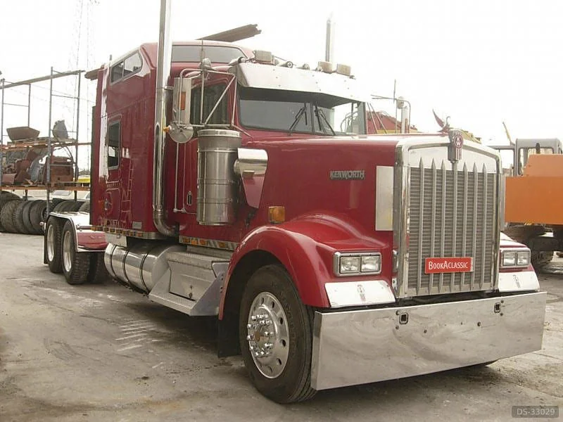 1996 Kenworth W900 in Vilafranca del Penedès 2