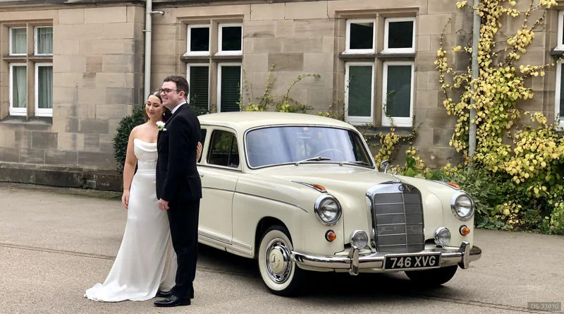 1959 Mercedes-Benz 220s in Banbury 8