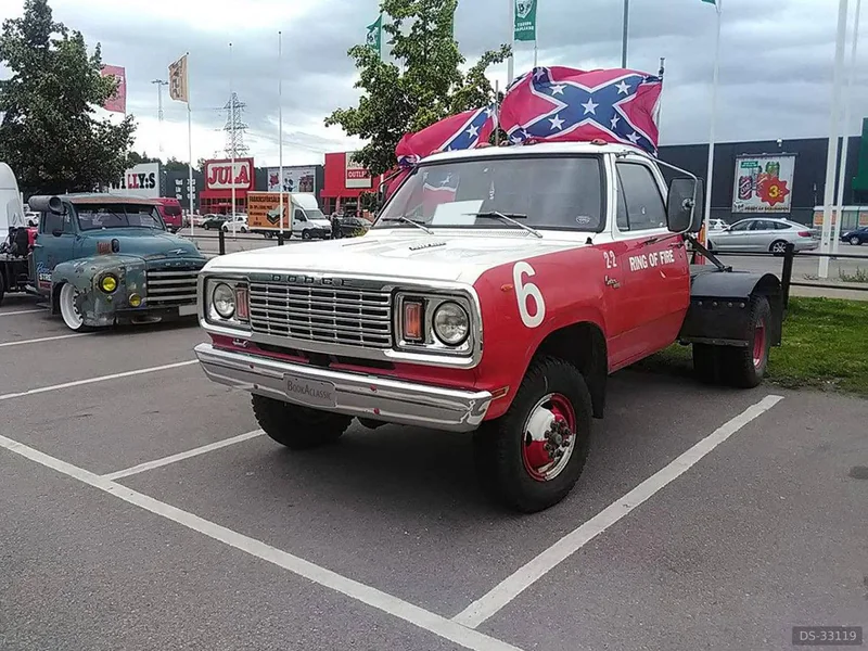 1977 Dodge Power Wagon in Moelv - Noruega 4