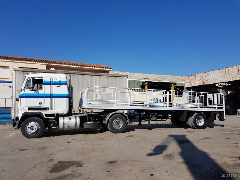 1992 Mack Americano in Vilafranca Del Penedés 4