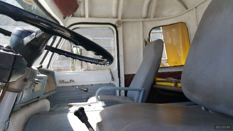 1990 Pegaso 1088 in Vilafranca Del Penedés 4