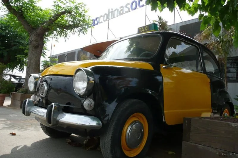 1969 Seat 600 in Vilafranca Del Penedés 4