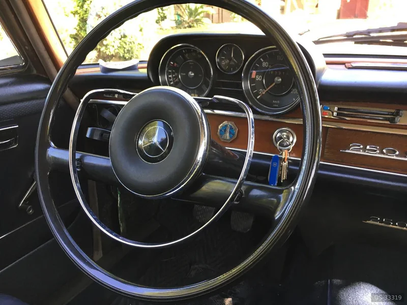 1967 Mercedes-Benz 250 S Serie W108 in Pesaro 6