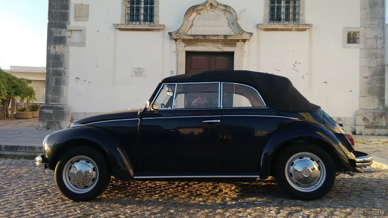 1972 Volkswagen 1302 Ls in Seixal 2