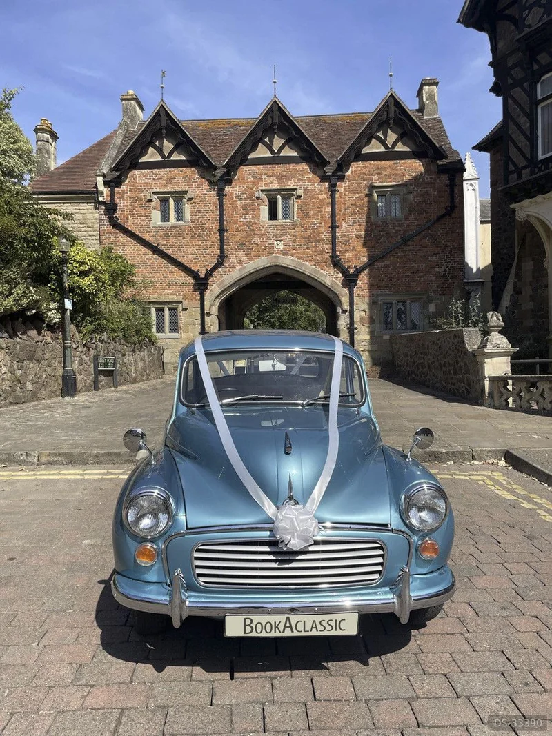 1969 Morris Minor in London 5