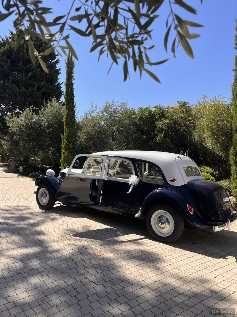1952 Citroen Traction in Formia 5