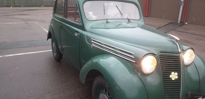 1946 Renault Juva Quatre