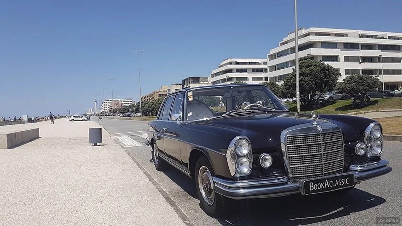 1968 Mercedes-Benz 280se in Leça Da Palmeira 2