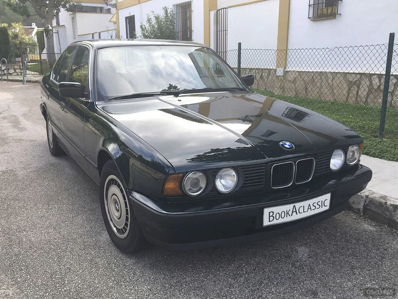 1994 BMW 5201 in Madrid 2