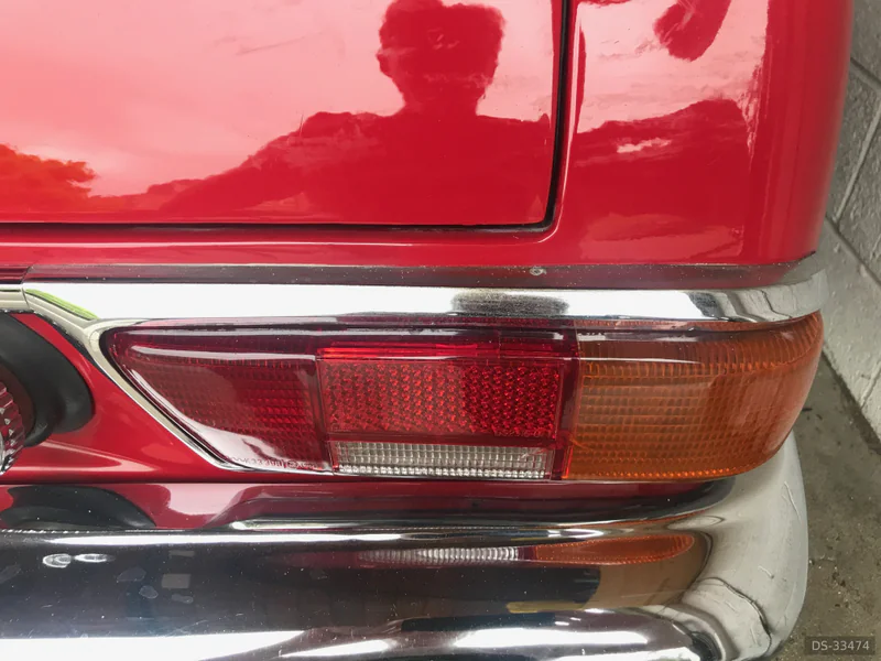 1965 Mercedes-Benz 280SL in London 10