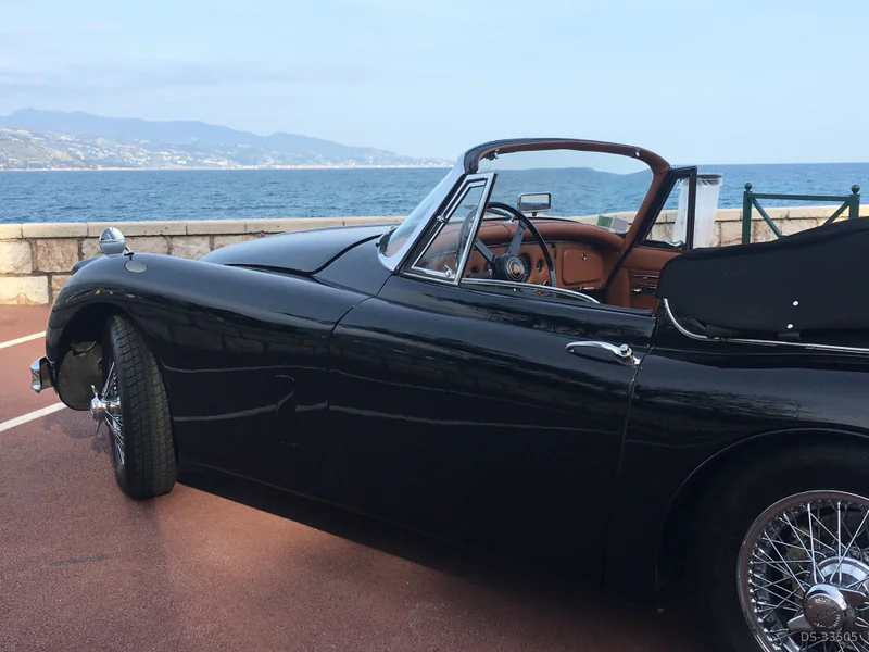 1959 Jaguar Xk 150 in Menton 9