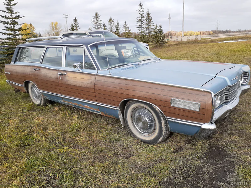 1967 Mercury Colony Park in Narol