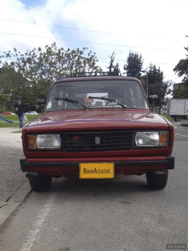 2019 Lada 1993 in Bogota 2