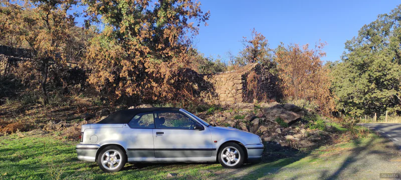 1992 Renault 19 Cabriolet in Madrid 5