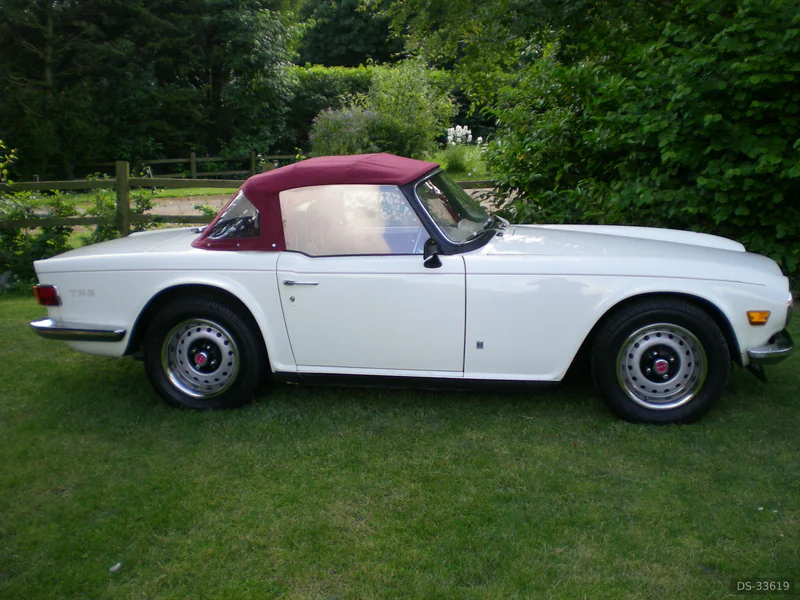 1969 Triumph TR6 in Dunstable 4