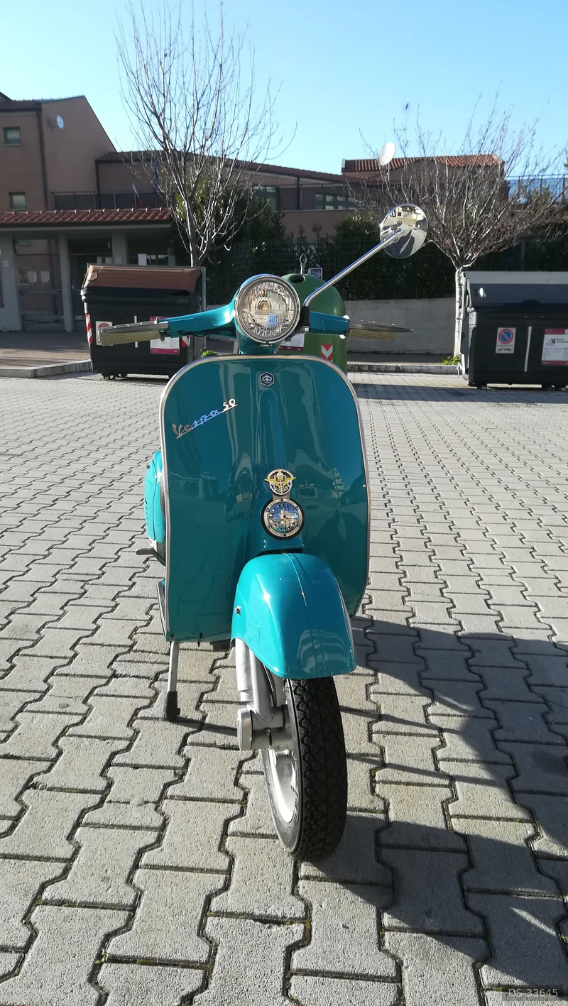 1970 Piaggio Vespa 50 R in Roma 2