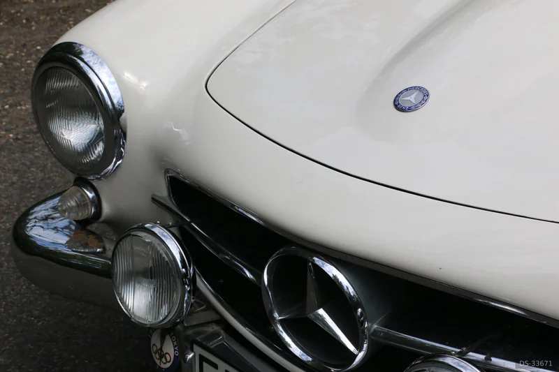 1960 Mercedes-Benz 190SL in Weybridge 4