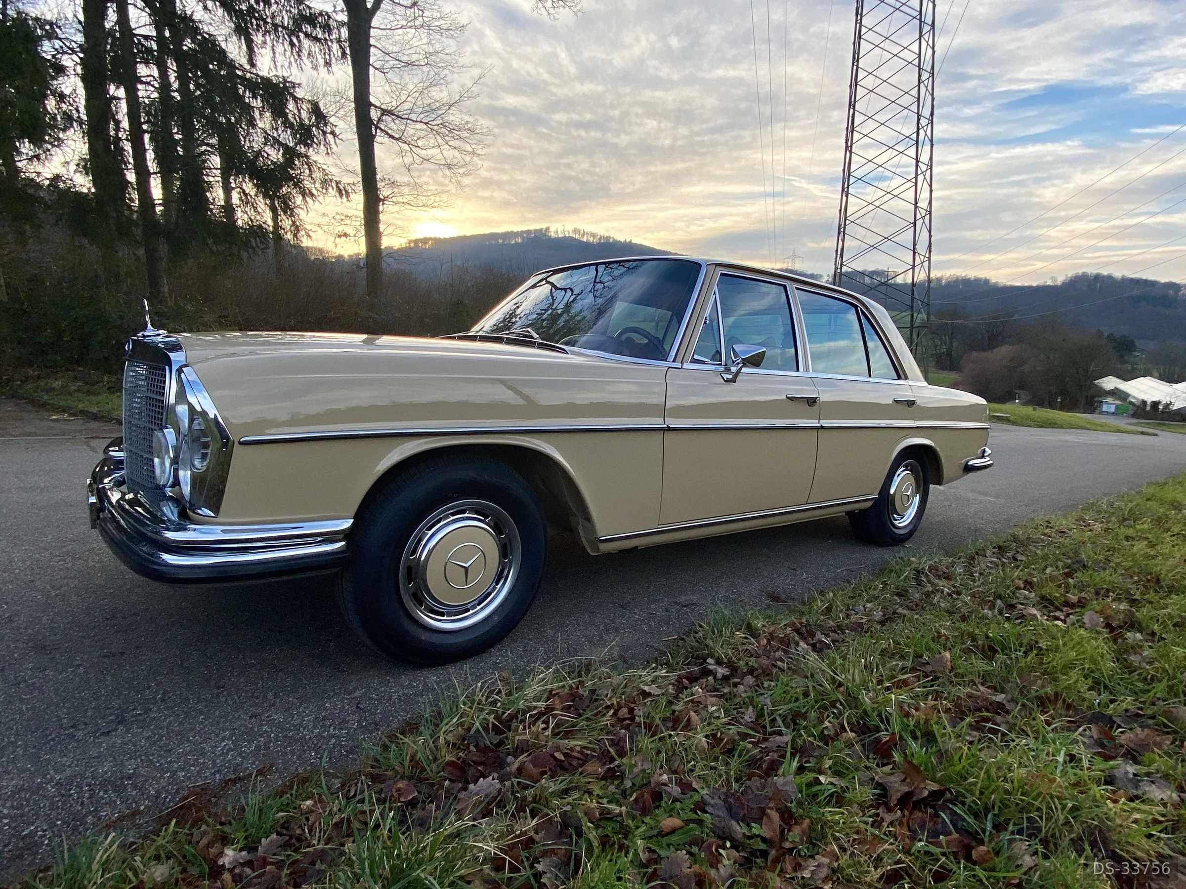 1972 Mercedes-Benz W108 280 SE 3.5