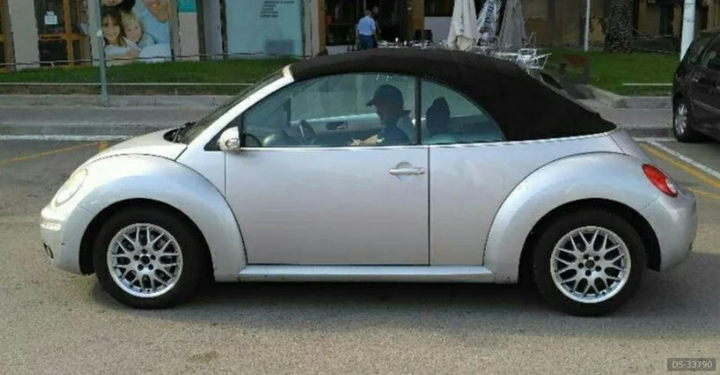 2008 Volkswagen New Beetle Cabrio in Sant Andreu De La Barca 1