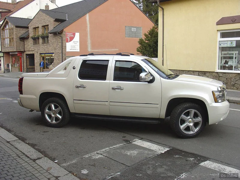 2013 Chevrolet Avalanche in Kostelec Nad černými Lesy 3