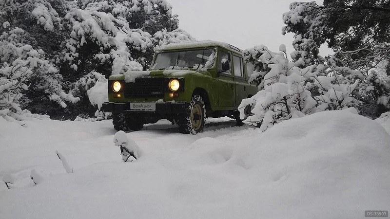 1982 Land Rover Santana in Vitoria 4