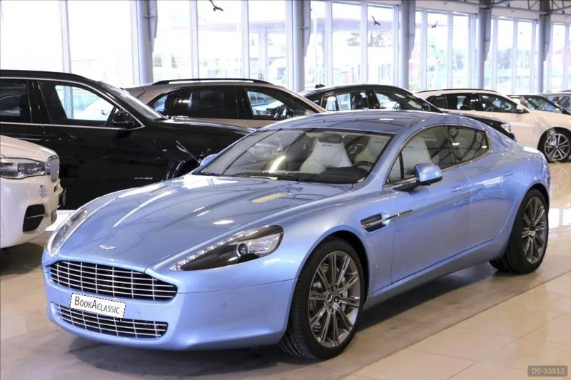 2010 Aston Martin Rapide in Praha 2