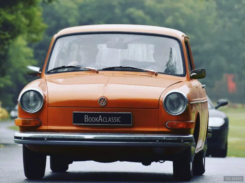 1971 Volkswagen Type 3 Squareback in Brentwood 2