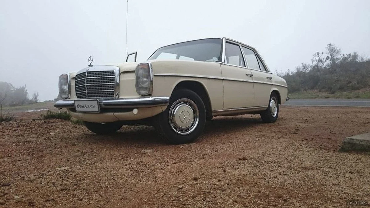 1973 Mercedes-Benz 230