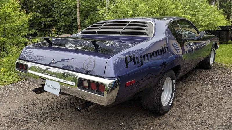 1974 Plymouth Roadrunner in Ste-adele 3