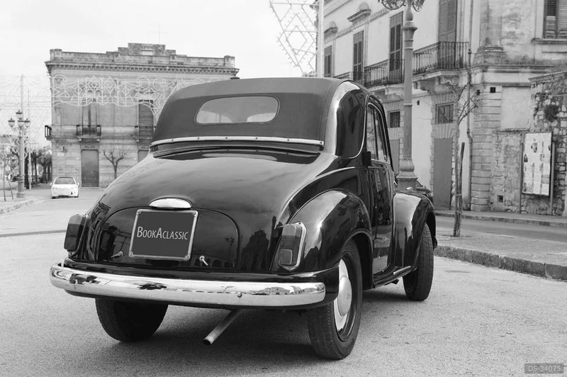 1954 Fiat 500 C Topolino in Ispica 2