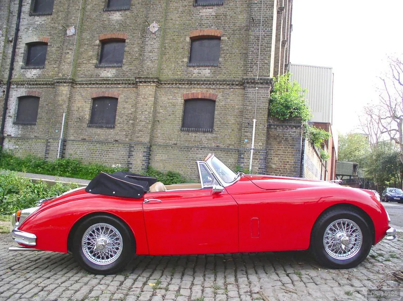 1958 Jaguar XK150 in Twickenham 9