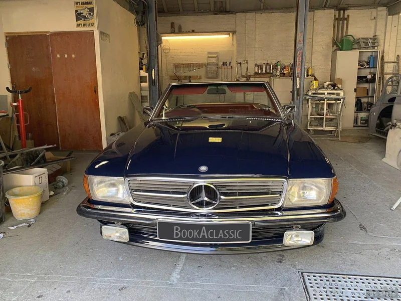 1971 Mercedes-Benz 350sl in Manchester 2