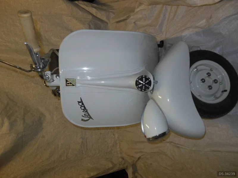 1957 Piaggio Piaggio Vespa 125 in Portici 4
