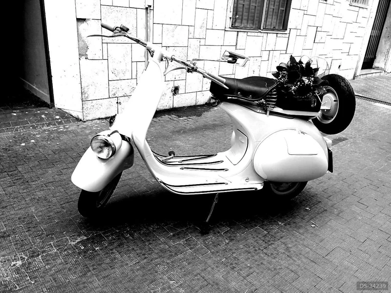 1957 Piaggio Piaggio Vespa 125 in Portici 8