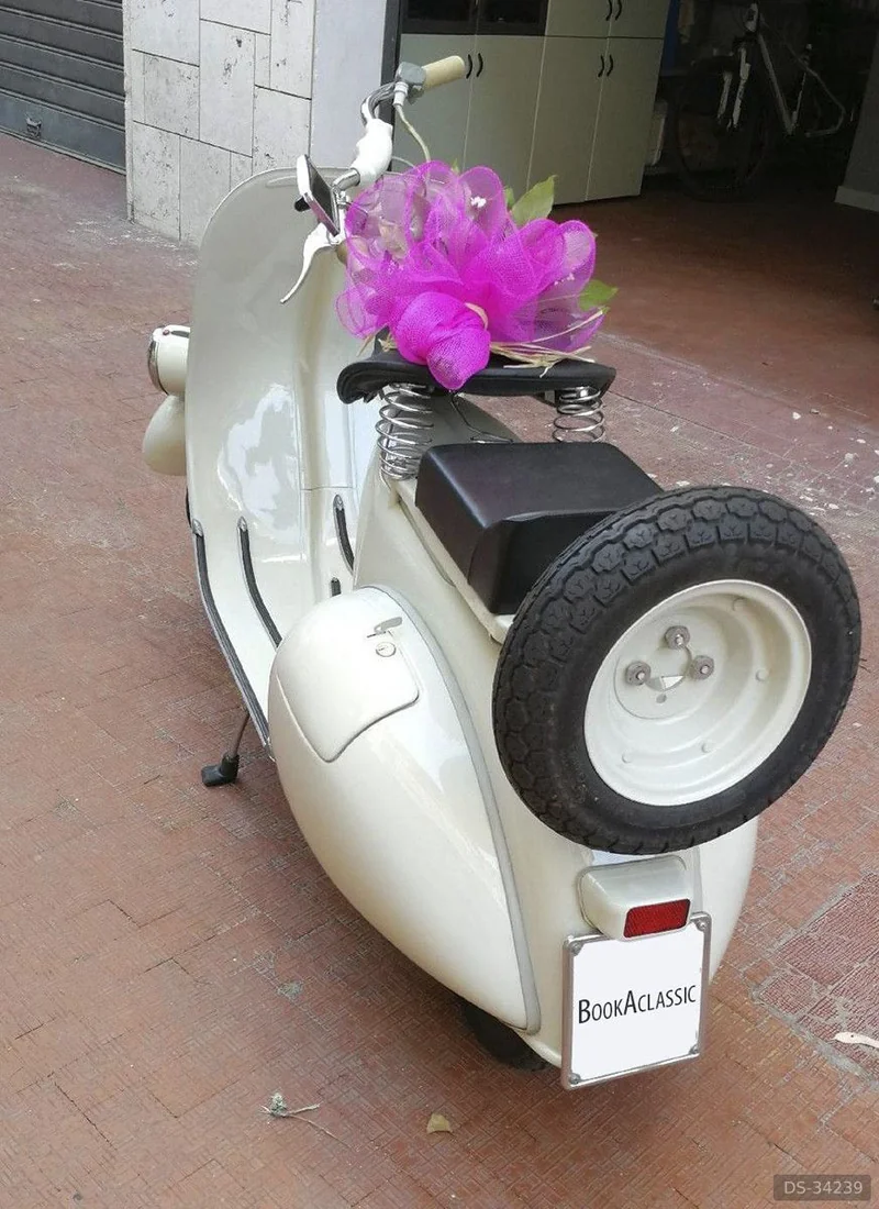 1957 Piaggio Piaggio Vespa 125 in Portici 5