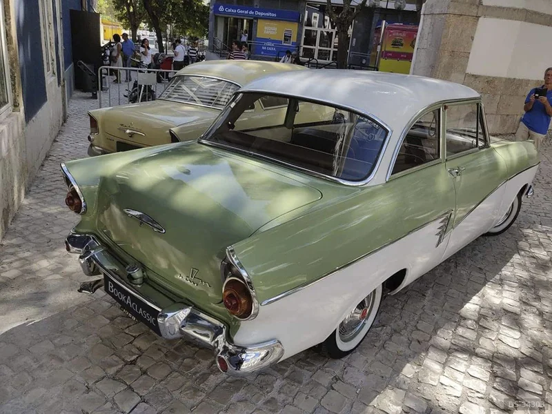 1958 Ford Taunus 17 M P2 in Miraflores 3
