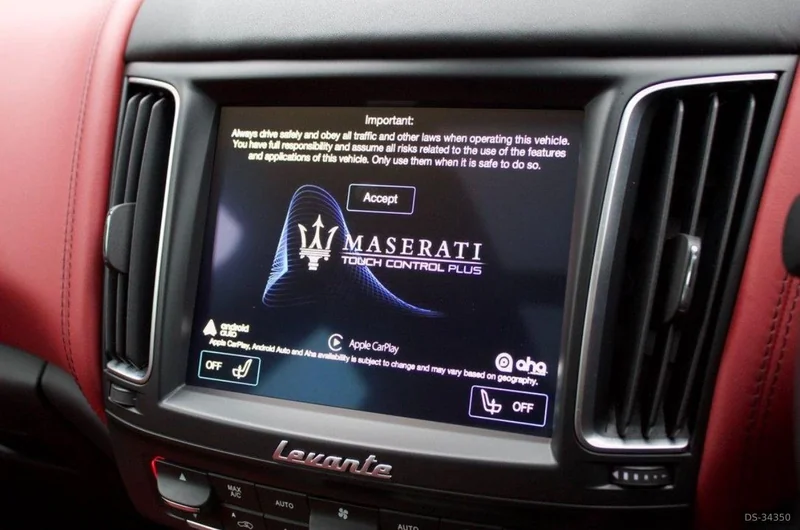 2020 Maserati LEVANTE in London 8