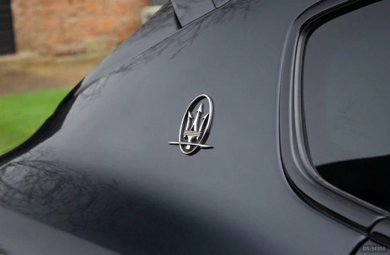 2020 Maserati LEVANTE in London 9