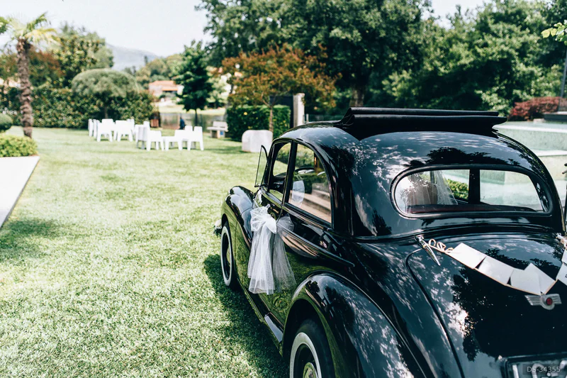 1954 Morris Minor in Arcos De Valdevez 3