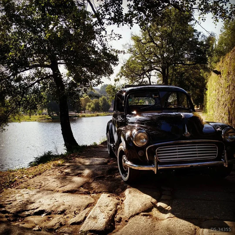 1954 Morris Minor in Arcos De Valdevez 6
