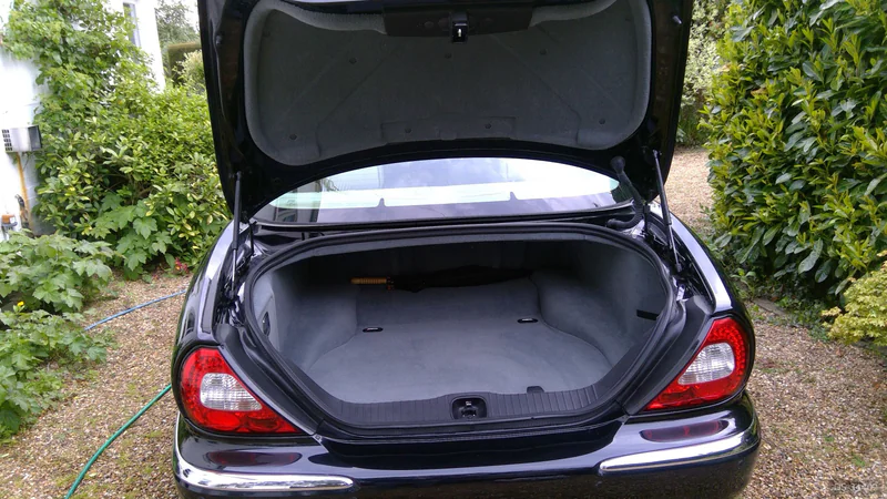 2006 Jaguar Sovereign Long wheel base in Warwick 7
