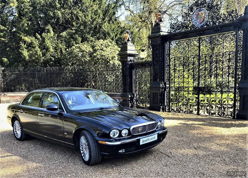 2006 Jaguar Sovereign Long wheel base in Warwick