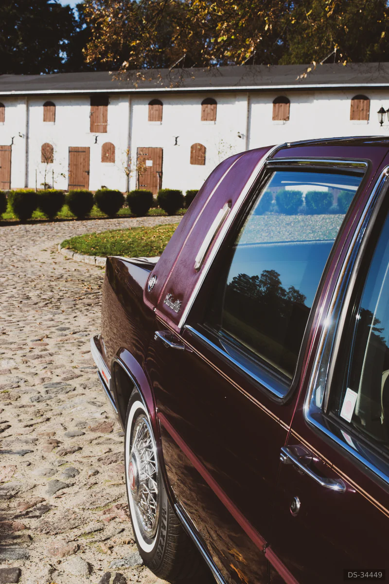 1988 Cadillac Deville in Silnowo 5