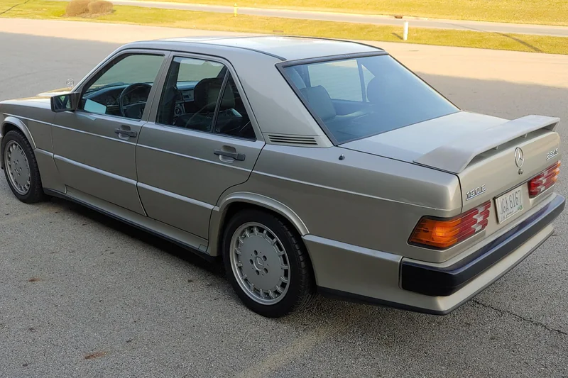 1985 Mercedes-Benz 190E 2.3-16 16V 3