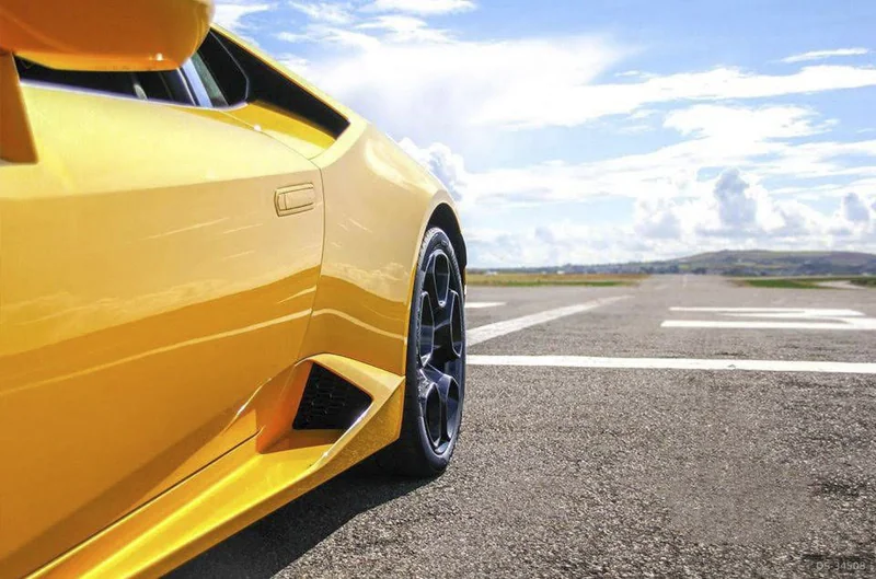2016 Lamborghini Huracan in Cardiff 6