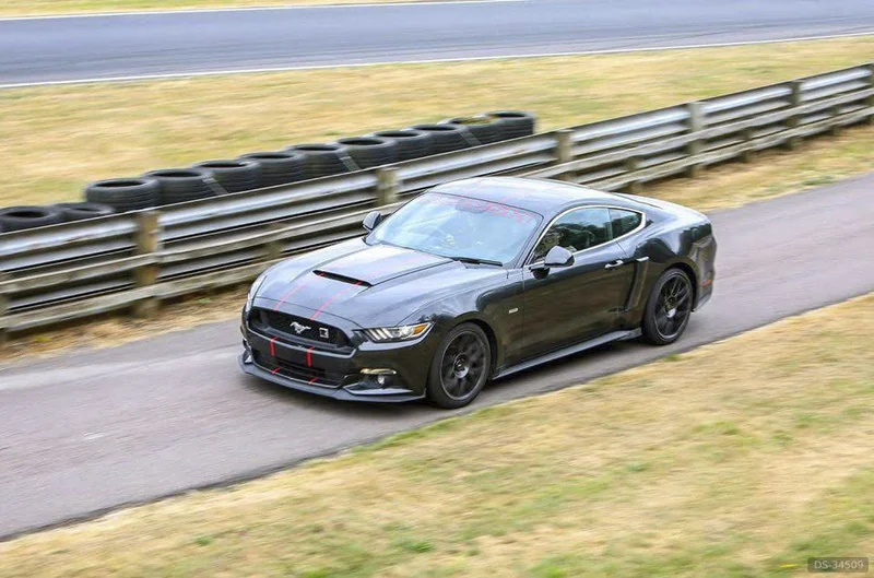 2016 Ford Mustang in Cardiff 4
