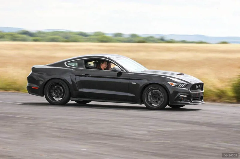2016 Ford Mustang in Cardiff 3