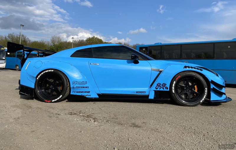2011 Nissan Gtr in Cardiff 5