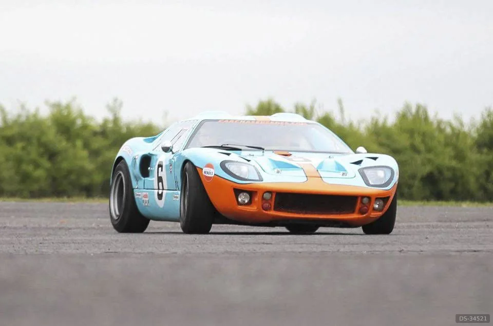 2002 Ford Gt40