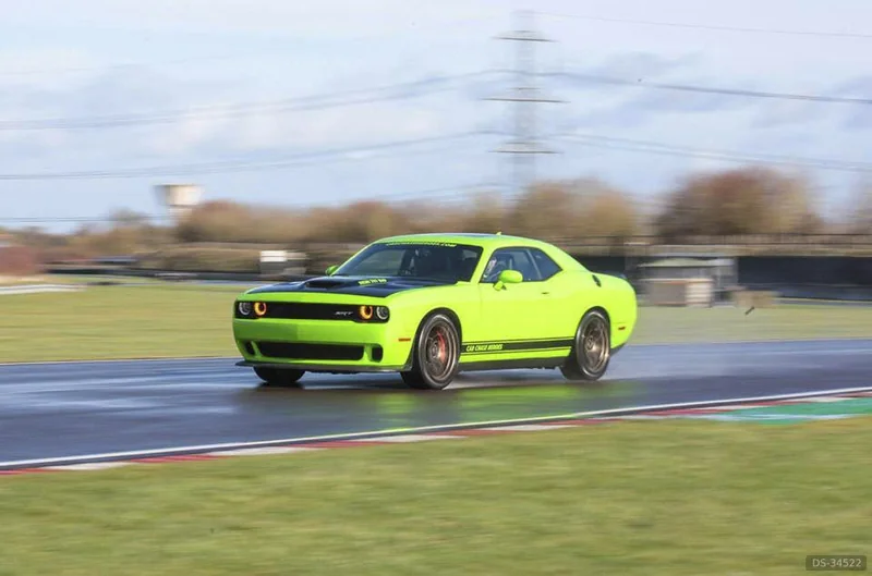 2016 Dodge Challenger Hellcat in Cardiff 8